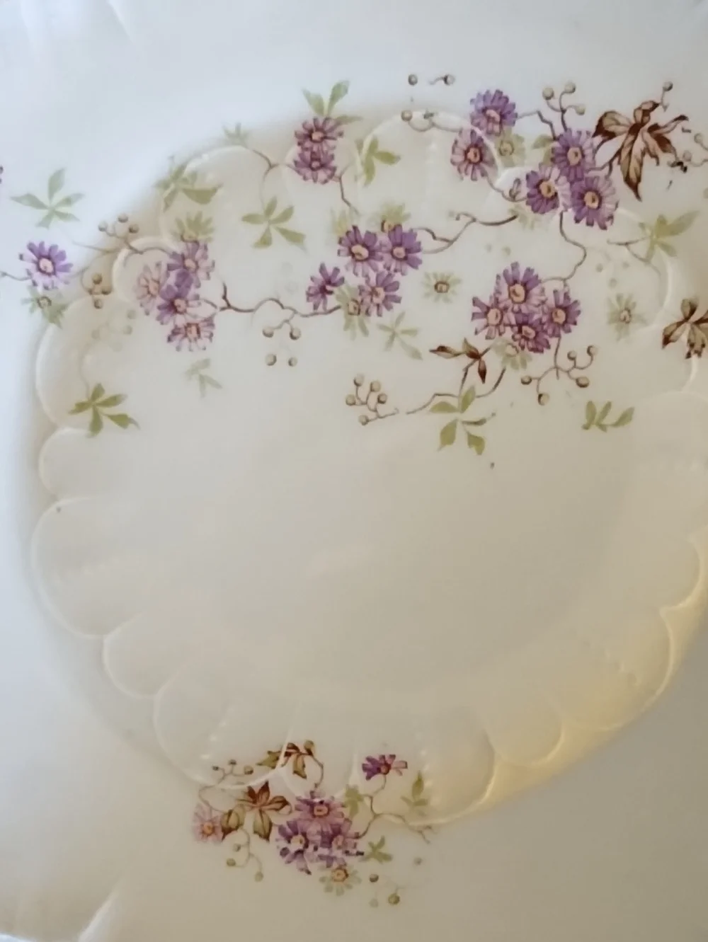 BEAUTIFUL PORCELAIN SERVING PLATE, WITH HANDLES ON EACH SIDE, AND LOVELY FLOWERS